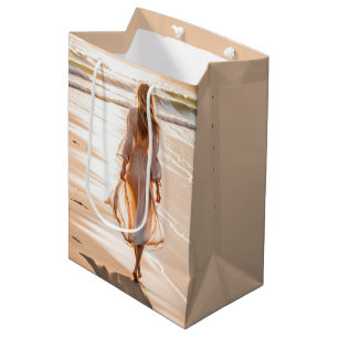 Sacola Para Presentes Média Jovens caminhando na praia
