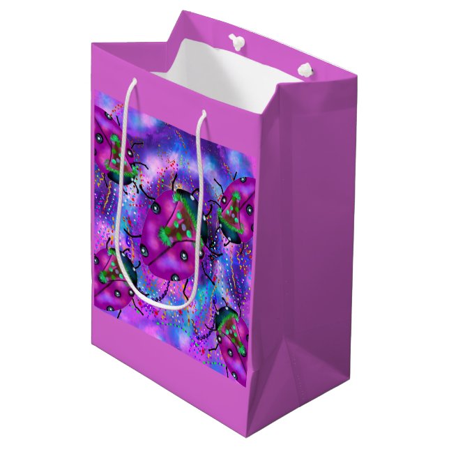 SACOLA PARA PRESENTES MÉDIA LADYBUG ART (Frente inclinada)