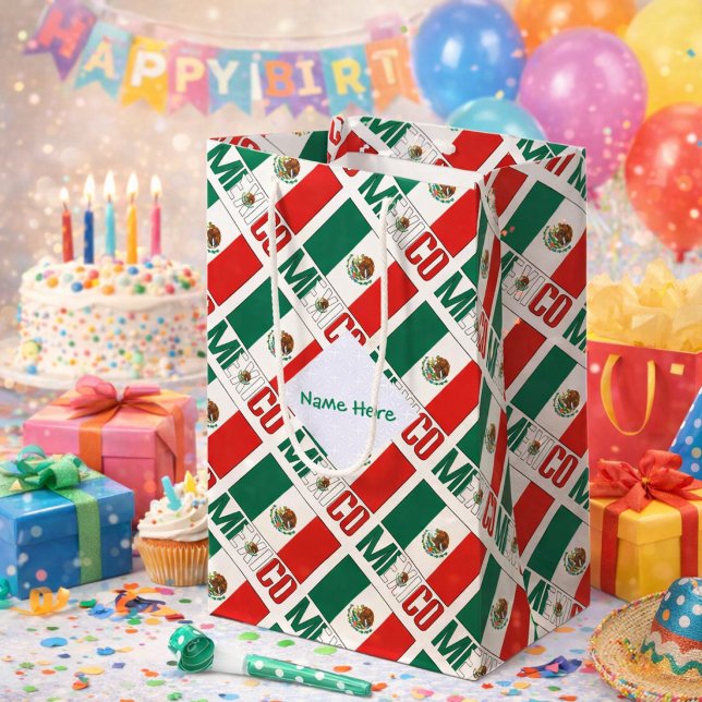 Sacola Para Presentes Média México: Bandeira mexicana com verde personalizada (Personalized medium gift bag has tiled Mexican Flag and MEXICO. Add name inside white fractal.)