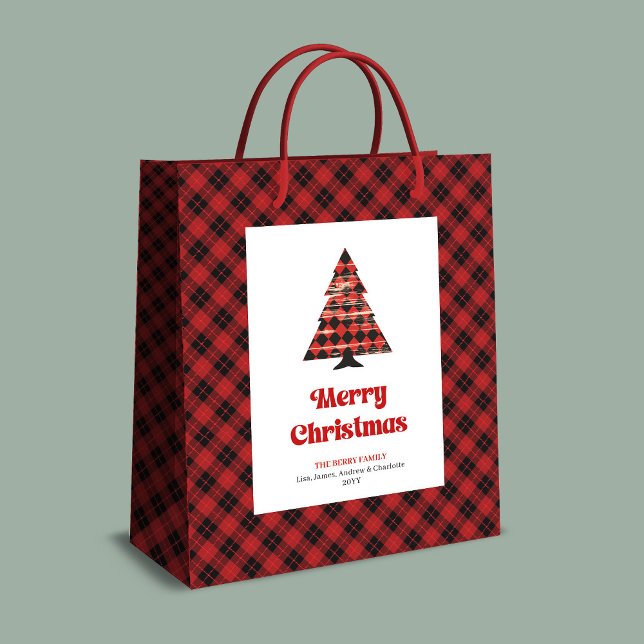 Sacola Para Presentes Média Modern red black plaid Christmas bag editable text (Modern red black plaid Christmas bag editable text)