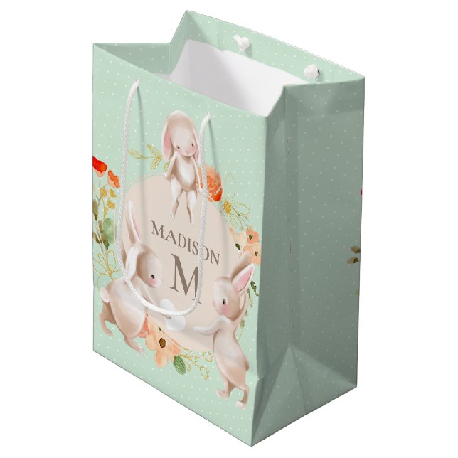 Sacola Para Presentes Média Monograma Coelho Coelho Floral Personalizado (Frente inclinada)