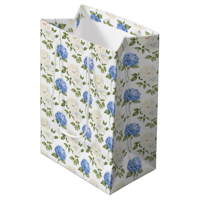 Sacola Para Presentes Média Padrão de flores de hortênsia azul elegante (Frente inclinada)