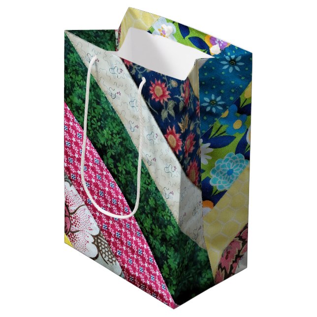 Sacola Para Presentes Média Padrão de Impressão com filtro (Frente inclinada)