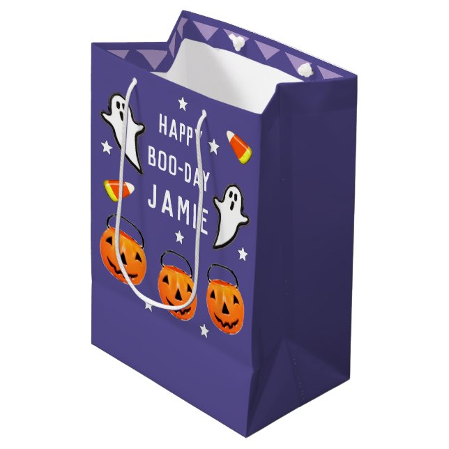 Sacola Para Presentes Média Personalized Halloween Birthday (Frente inclinada)