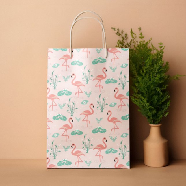 Sacola Para Presentes Média Pink de Flamingo tropical de Verão (Summer tropical Flamingo pastel pink Medium Gift Bag)