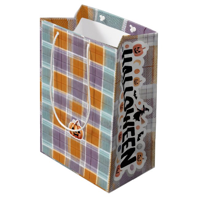 Sacola Para Presentes Média Playful Halloween Plaid (Verso inclinado)