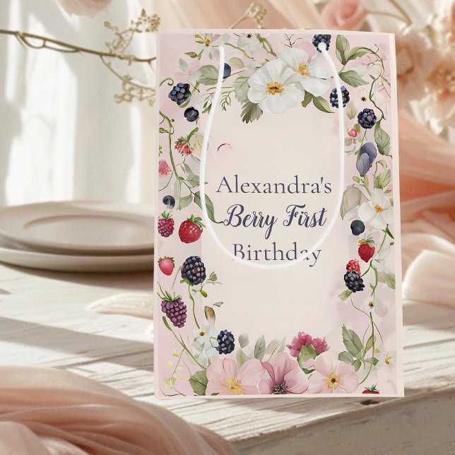 Sacola Para Presentes Média Primeiro primeiro aniversario do Strawberry Berry (Criador carregado)