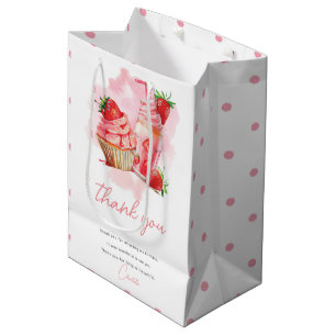 Sacola Para Presentes Média Strawberry Milkshake Birthday Foto personalizada