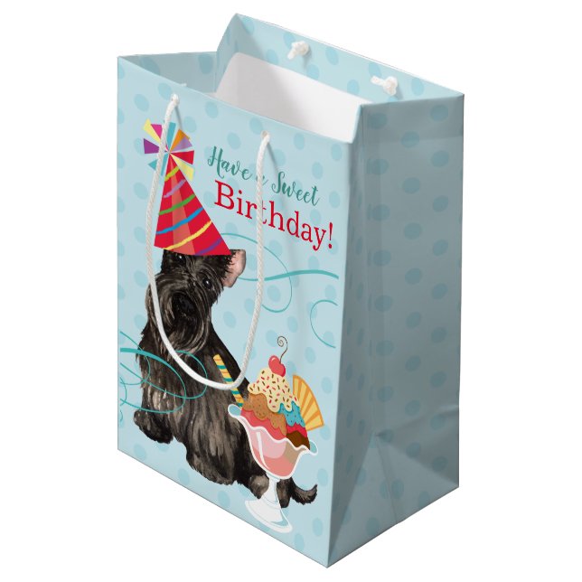 Sacola Para Presentes Média Sweet Birthday Scottish Terrier (Frente inclinada)