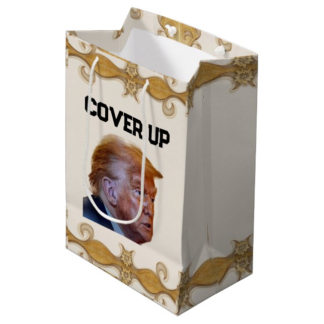Sacola Para Presentes Média Trump Cover Up Gift Bag (Frente inclinada)