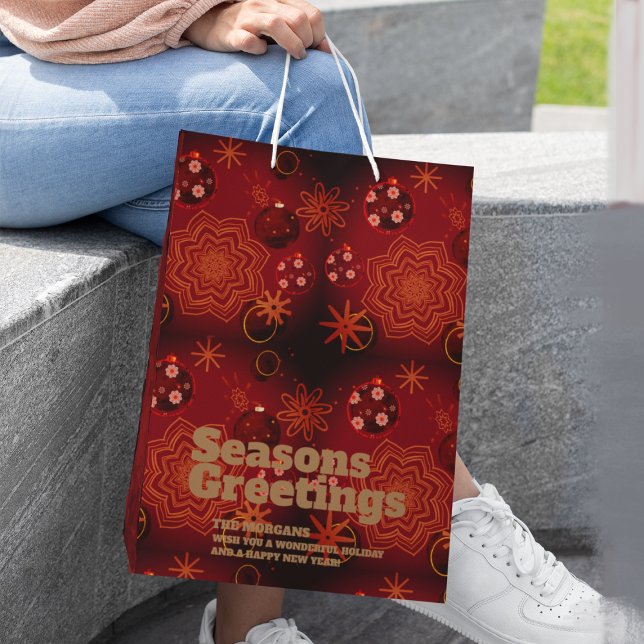 Sacola Para Presentes Média Vermelho festivo (red gift bag mockup)