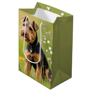 Sacola Para Presentes Média Welsh Terrier No Campo De Flor Selvagem