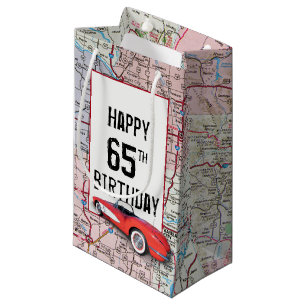 Sacola Para Presentes Pequena 65.º Aniversário - Retro Corvette no Mapa