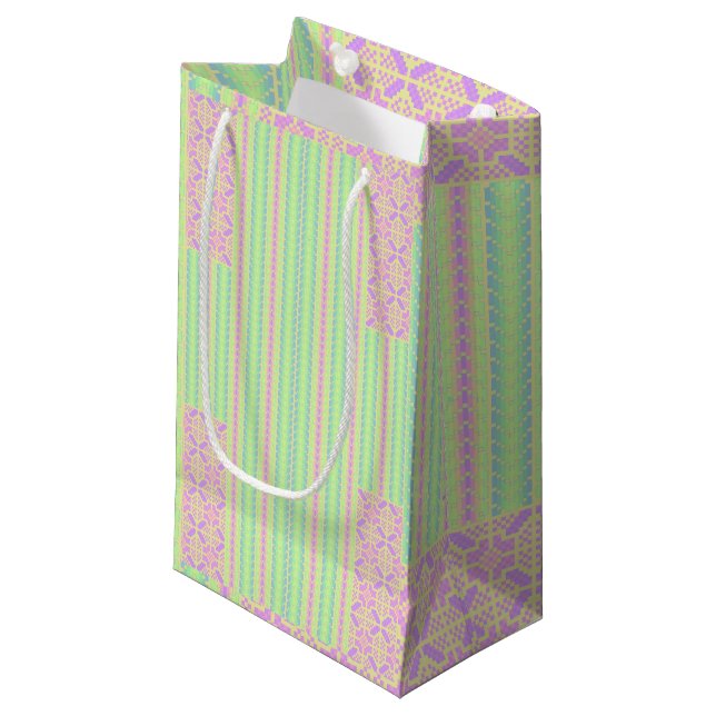 Sacola Para Presentes Pequena Easter Pastel Cross Design Gift Bag (Frente inclinada)