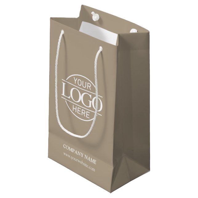 Sacola Para Presentes Pequena Elegant Simple Taupe Beige Company Business Logo (Frente inclinada)