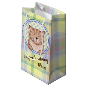 Sacola Para Presentes Pequena gato do aniversário na xadrez com nome pessoal