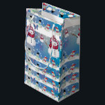 Sacola Para Presentes Pequena Gift Bag Christmas Snowman<br><div class="desc">Gift Bag Algo para todos oferece sacos personalizados de presentes, especialmente para você desenhado para expressar as belas palavras para o seu amado. Este saco de presentes de na moda único trará um sorriso aos seus entes queridos. Enquanto vocês já estão aqui, talvez queiram ver outros itens relacionados ao banheiro,...</div>