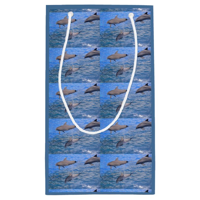 Sacola Para Presentes Pequena Golfinhos saltando da água (Verso)