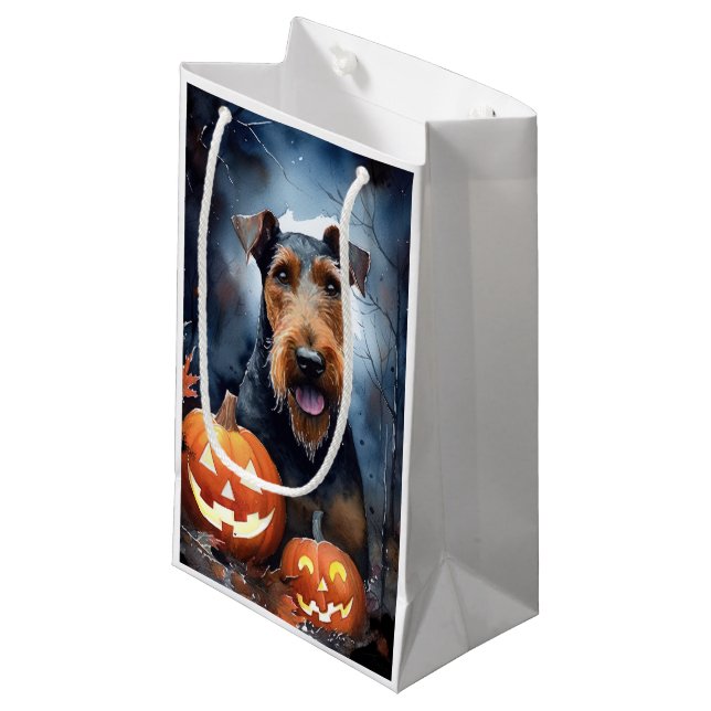 Sacola Para Presentes Pequena Halloween Airedale Com Pumpkins Assustado (Frente inclinada)