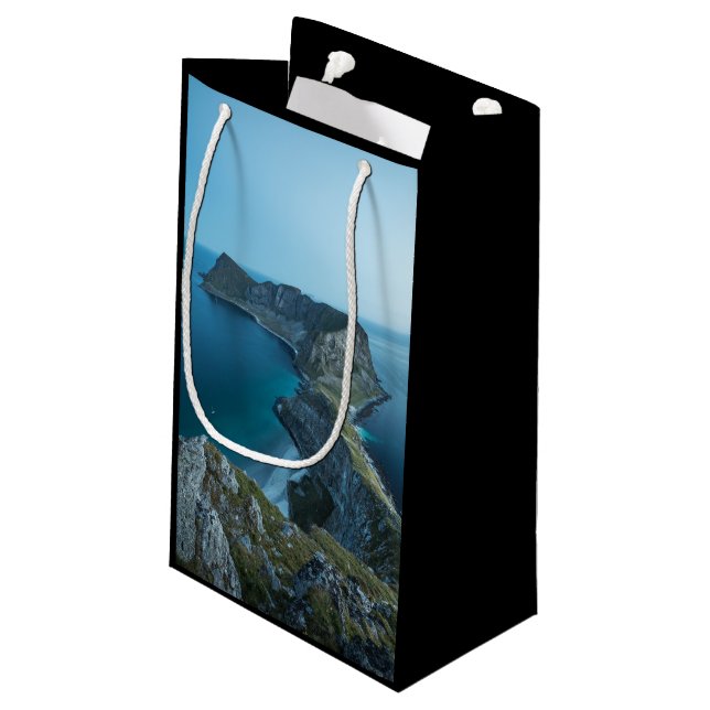 Sacola Para Presentes Pequena Ilhas Vaeroya Lofoten (Verso inclinado)