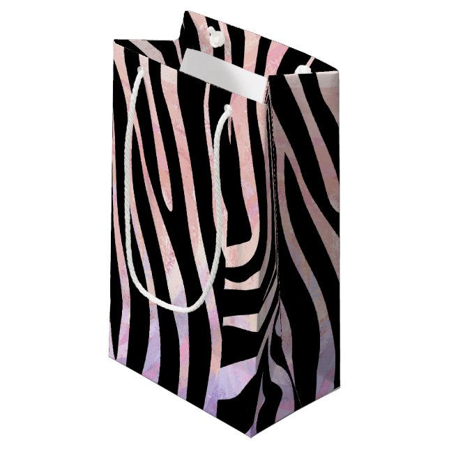 Sacola Para Presentes Pequena Impressão de Zebra Preta e Rosa (Frente inclinada)