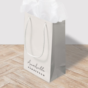Sacola Para Presentes Pequena Monograma neutro Na moda minimalista moderno