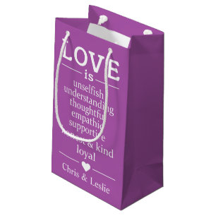 Sacola Para Presentes Pequena O Amor é ... nomes personalizados e cor pequeno sa