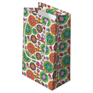 Sacola Para Presentes Pequena o doodle floresce o teste padrão do fundo