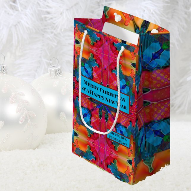 Sacola Para Presentes Pequena Padrão de Aquarela Geométrica Moderna Vermelha e A (Gift bag featuring a modern abstract geometric design in a watercolor style in blue and red)