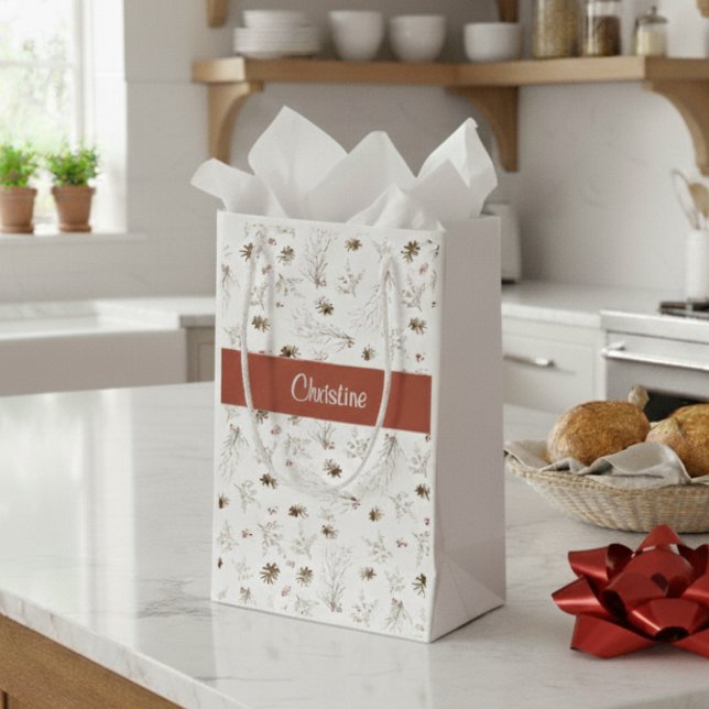 Sacola Para Presentes Pequena Red Boho Woodland Winterberry Monogram (Criador carregado)