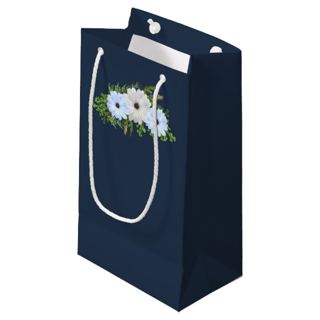 Sacola Para Presentes Pequena Rustic Light Blue and White Floral Quinceañera  (Frente inclinada)