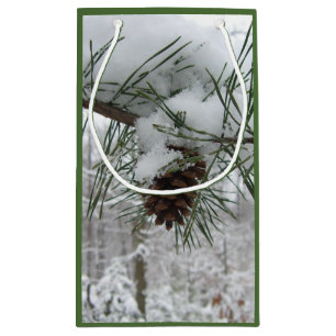 Sacola Para Presentes Pequena Snowy Pine Branch Winter Nature Fotografia