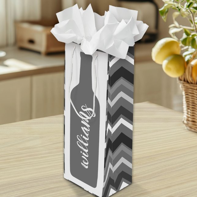 Sacola Para Vinho Ilustração de Garrafa de Vinho - Gavão com Script (Custom Tall Gift Bag)
