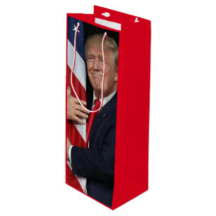 Sacola Para Vinho Trump 2020 Trump abraçando a bandeira americana