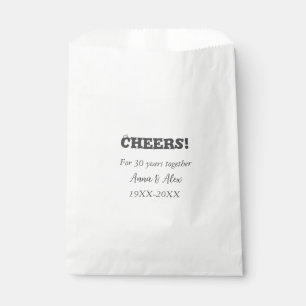 Sacolinha Alegra-se a 30 anos juntos, aniversários, adicione