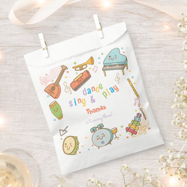 Sacolinha Aniversário de criança de dança e jogo (Cortado)