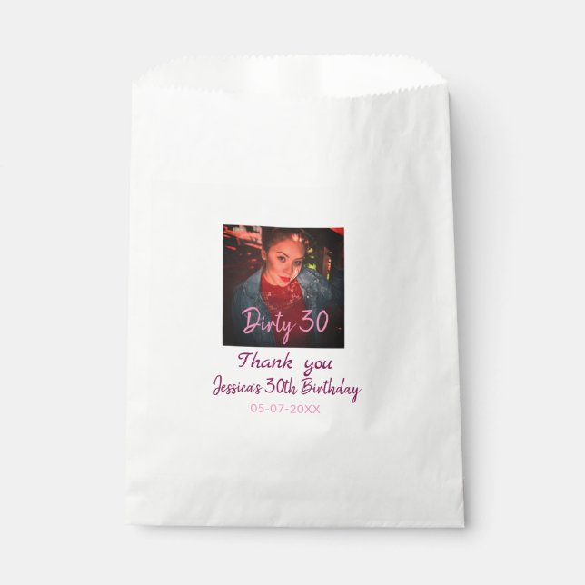 Sacolinha Aniversário Dirty 30 adicionar nome rosa adicionar (Frente)