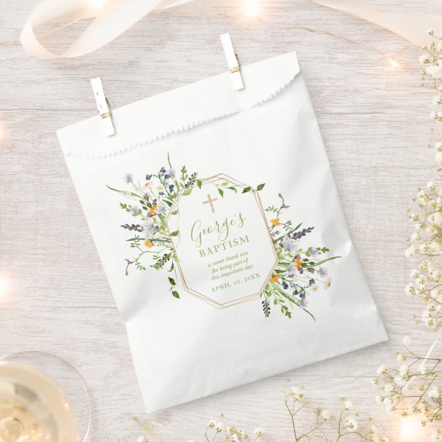 Sacolinha Batismo Dourado Cruzeiro Flores Selvagens Favor Bo (Cortado)