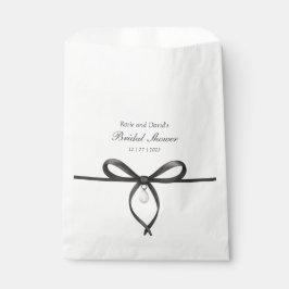 Sacolinha Black Bow With Pearl Old Money Style Bridal Shower