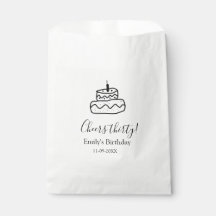 Bolo de aniversário de trinta anos com rabiscos à 