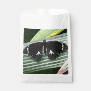 Sacolinha Borboleta tropical branca e preta