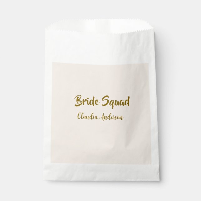 Sacolinha Bride squad bridesmaid name golden orange wedding  (Frente)