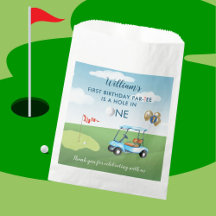Buraco em um primeiro aniversario de golfe