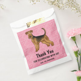Sacolinha Cachorro Airedale Terrier Com Corações Rosas Obrig