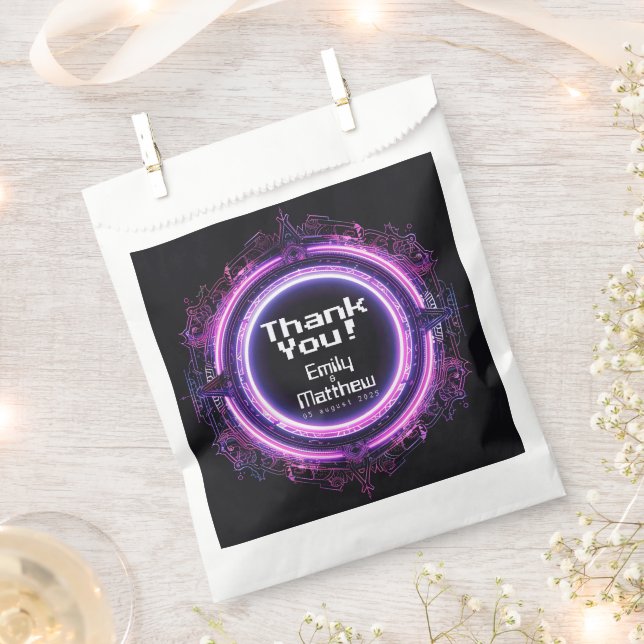 Sacolinha Casamento de Fusão Cyber-Medieval (Cortado)