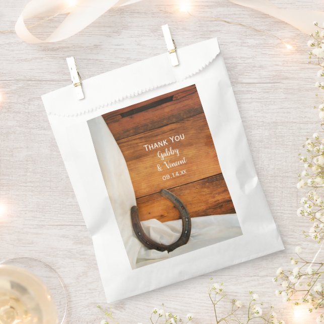 Sacolinha Casamento Ocidental no País de Ferradura - Obrigad (Cortado)