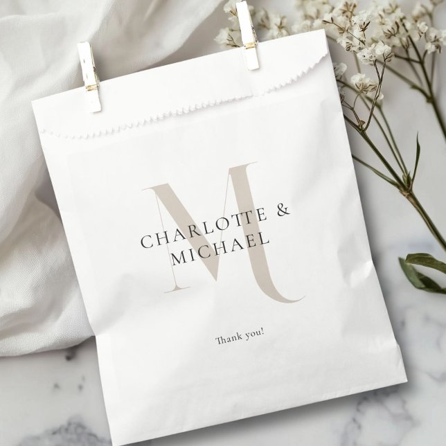 Sacolinha Casamento simples, elegante, monograma (Simple, elegant, monogram " Thank You!"  wedding favor bag with your names.)
