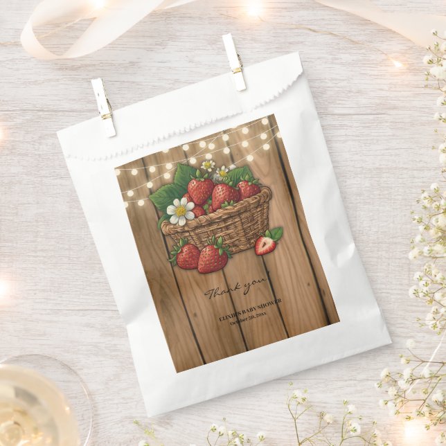 Sacolinha Chá de fraldas de cesta doce de morango (Cortado)