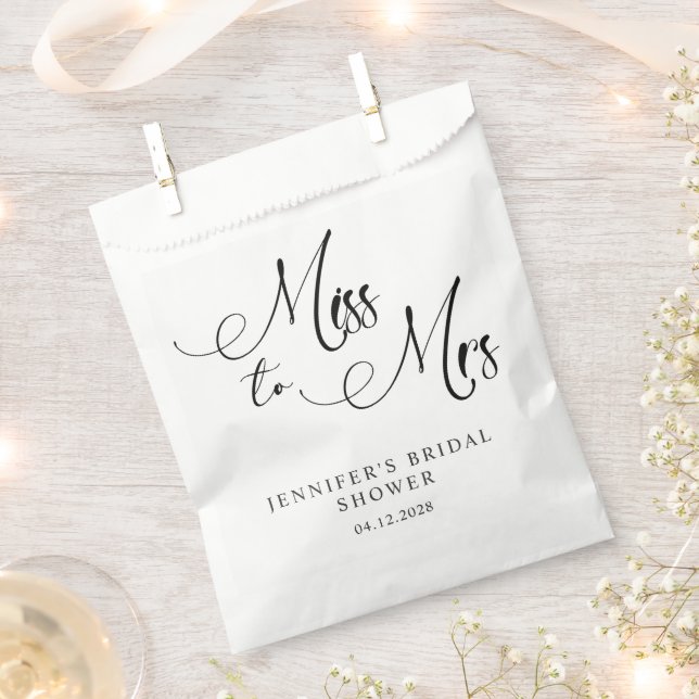 Sacolinha Chá de panela de Script Simples Preto Moderno (Cortado)