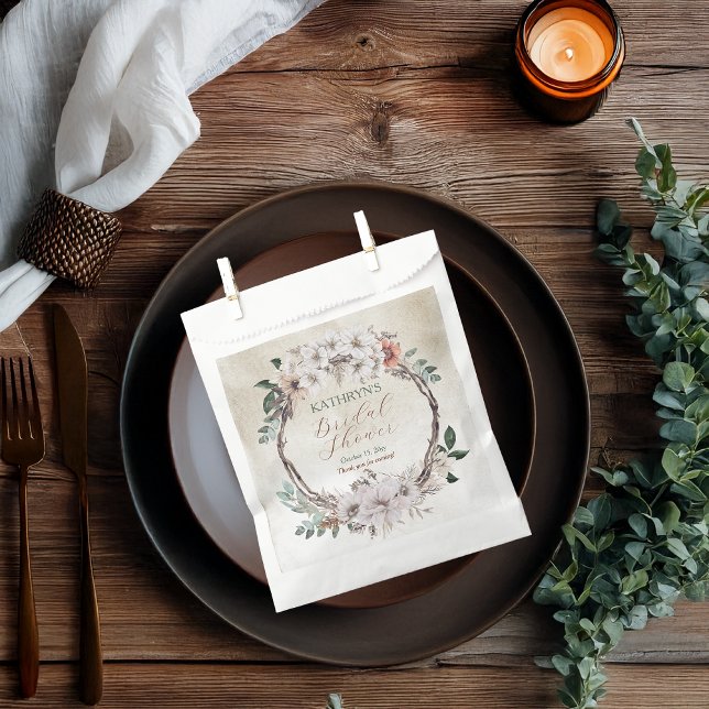 Sacolinha Chá de panela Floral Boho Mudo (Boho Muted Fall Floral and Grapevine Wreath "Fall in Love" Bridal Shower Collection Favor Bags)